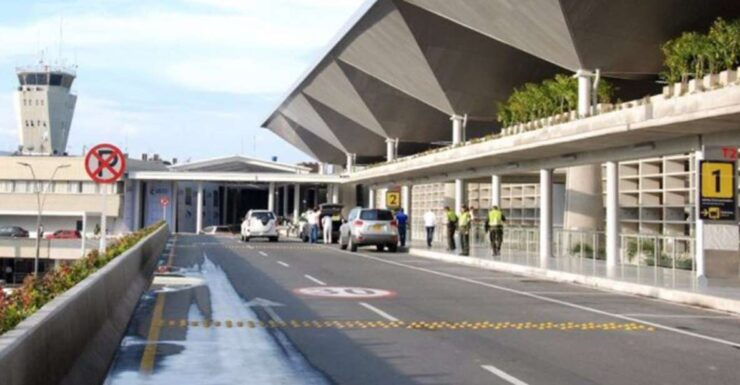 Cali: Alfonso Bonilla Aragón Airpot One Way Transfer - Service Details