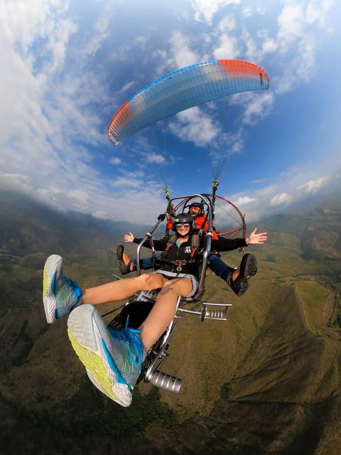 Cali: Paratrike Flight - Paragliding - Full Experience Description