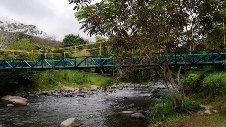 CALI: Parque De La Salud: MOST TRADITIONAL River Park! - Good To Know