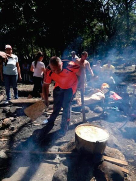 CALI: Parque De La Salud: MOST TRADITIONAL River Park! - Safety Measures