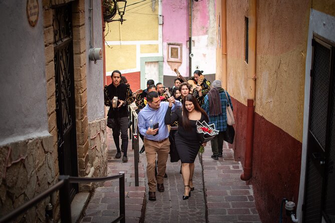Callejoneada With the Estudiantina De Guanajuato - Experience the Vibrant Atmosphere of Guanajuato