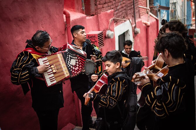 Callejoneada With the Estudiantina De Guanajuato - Common Questions
