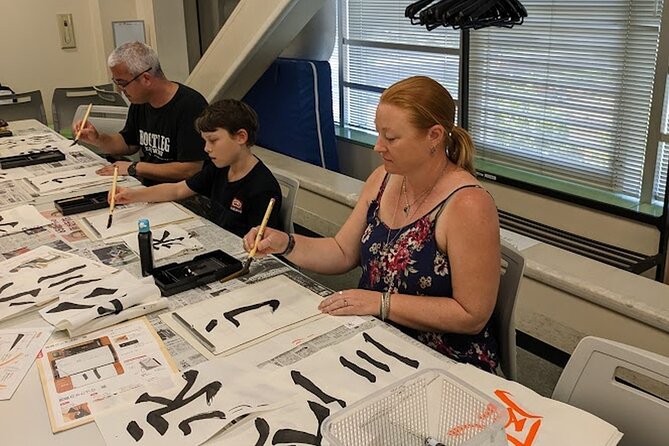Calligraphy and Tokyo Great Buddha, Botanical Garden, Art Museum - Japanese Calligraphy Experience