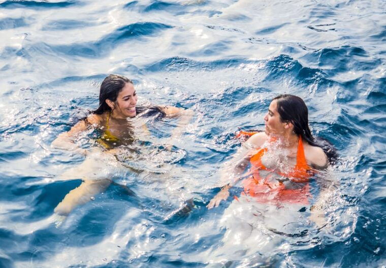 Calpe: Motor Catamaran With Optional Lunch and Swimming Stop - Relax and Unwind on the Catamaran