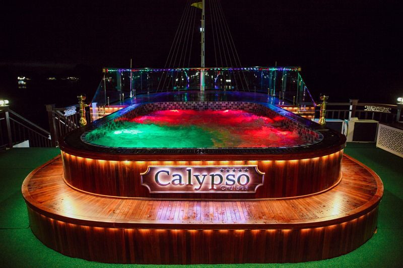 Calypso 2D1N Cruise: Ha Long Bay & Lan Ha Bay Tour - Should you book the Calypso?