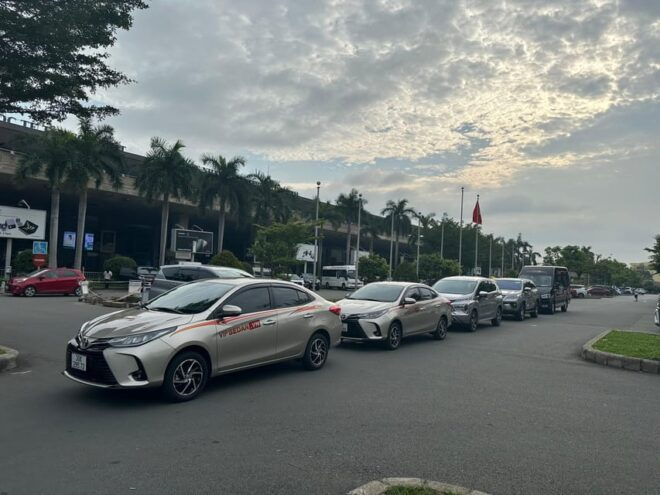 Cam Ranh: Airport Transfer Service - Customer Satisfaction Ratings