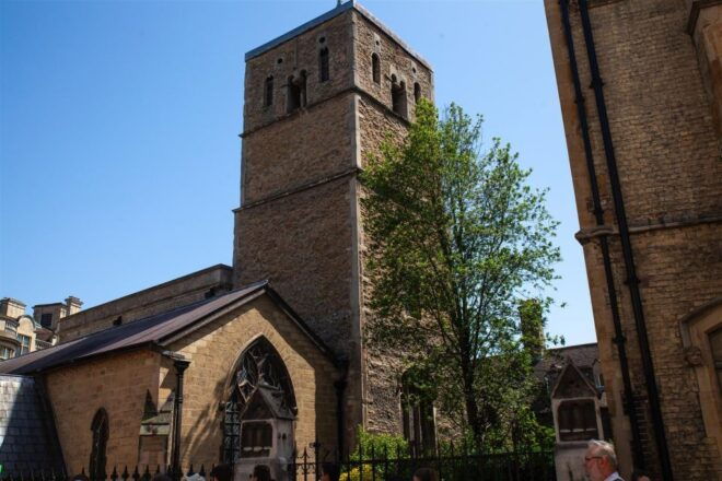 Cambridge: 2-Hour Private University Walking Tour - Exploring Cambridges Main Landmarks