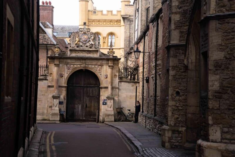 Cambridge: Alumni-led Ghost Tour - Good To Know
