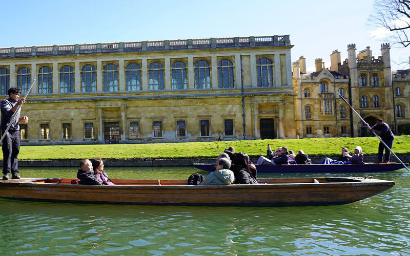 Cambridge Historical and Punting Tour with Student Guides - Who is likely to enjoy it