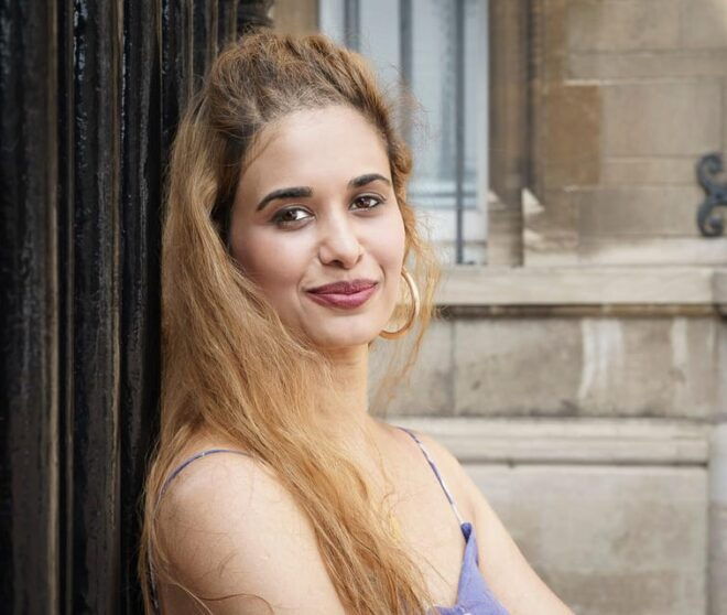 Cambridge: Private Tour With Your Own Photographer! - Meeting Point