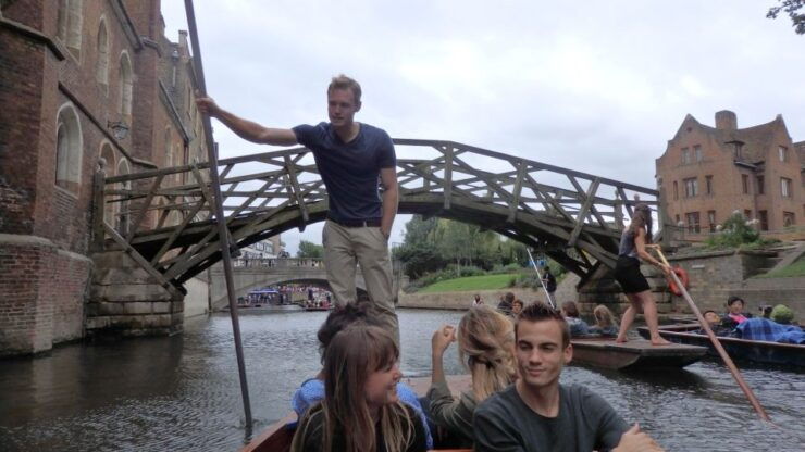 Cambridge: Punting Tour on the River Cam - Activity Details