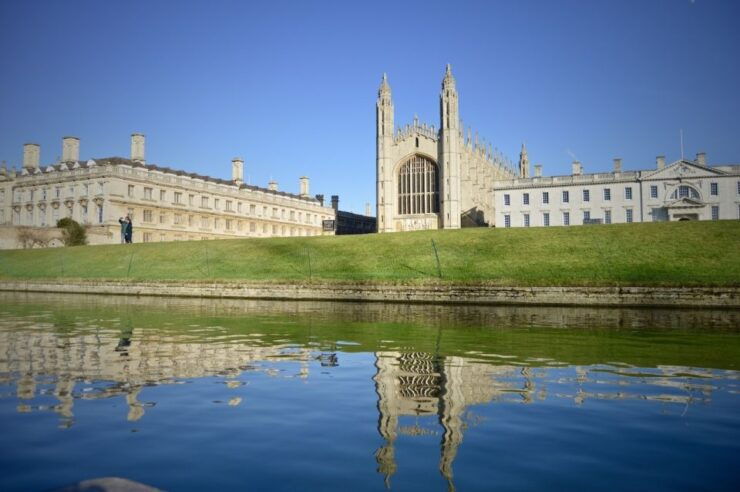 Cambridge: Shared Chauffeured Punting Tour - Inclusions and Benefits
