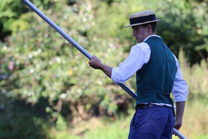 Cambridge University Private Punting Tour - Meeting and Pickup