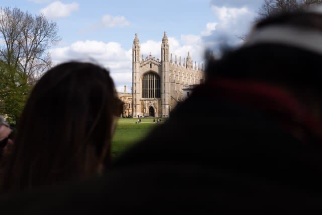 Cambridge University Walking & Punting Tour with Kings College - Should you book it?