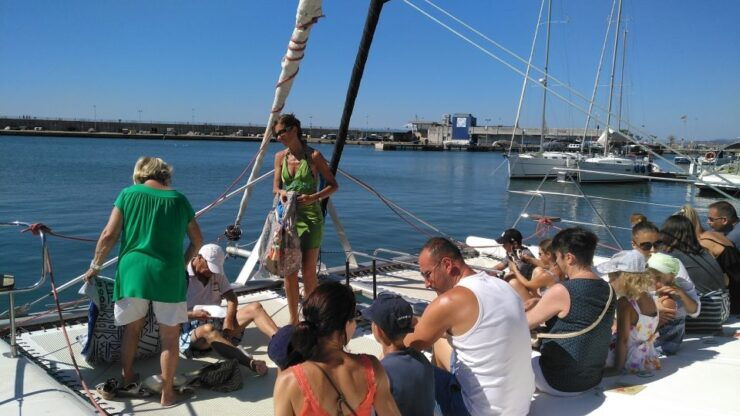Cambrils/Salou: Coastline Catamaran 3h With Drinks,Snacks - Activity Information