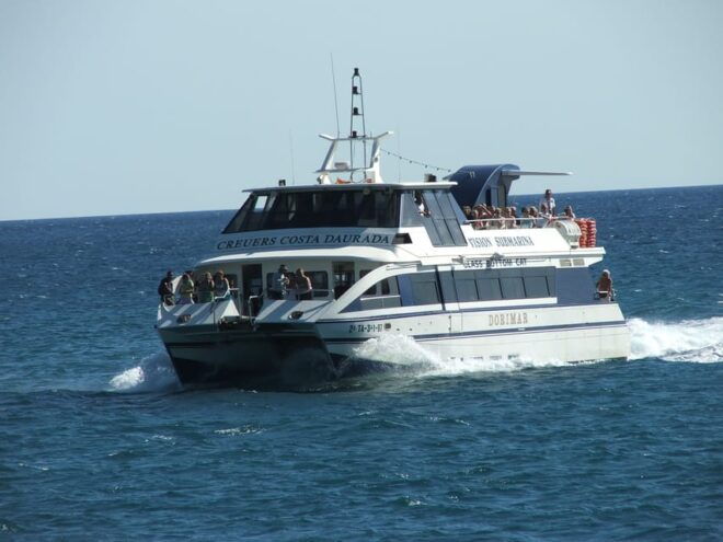 Cambrils-Salou / Salou-Cambrils Round Trip Ferry - Weather and Seating Options