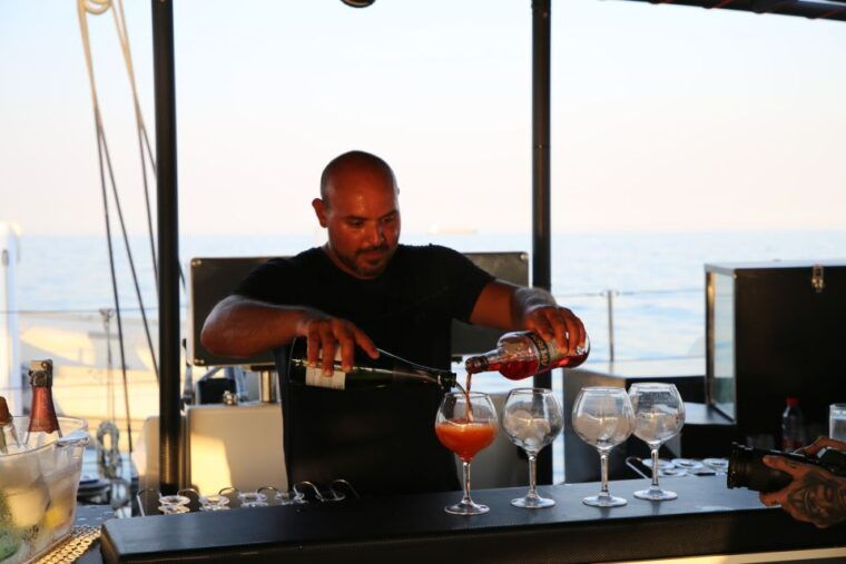 Cambrils: Sunset Catamaran Cruise With Drinks - Embarkation and Disembarkation Locations