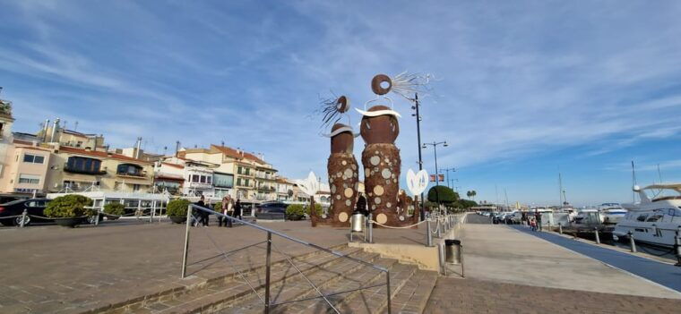 Cambrils Village With Free 1 Wine Yacht Club , Hotel Pickup - Inclusions