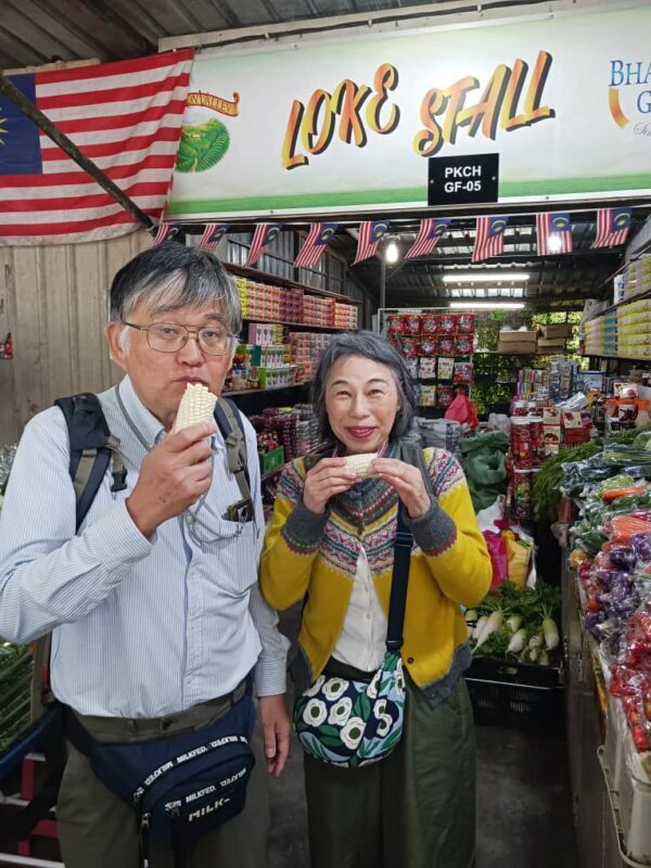 Cameron Highland Private Day Tour From Ipoh - Raju Hill Strawberry Farm: picking and snacking
