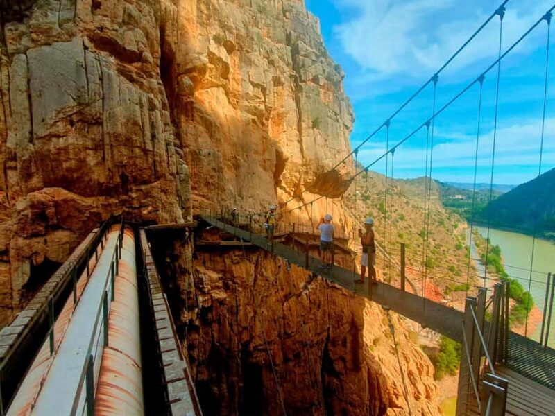Caminito del Rey desde Málaga, Guía Oficial, Bebida y Sorteo - Additional Details: Practicalities and Tips