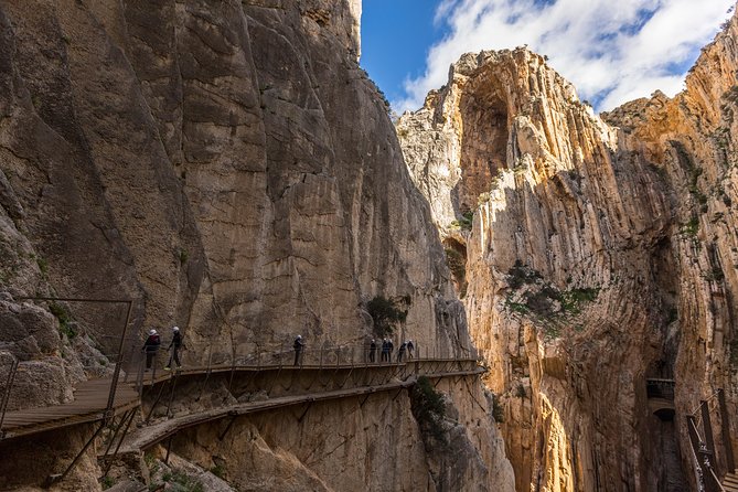 Caminito Del Rey Tour Direct From Malaga - Challenging Aspects of the Tour