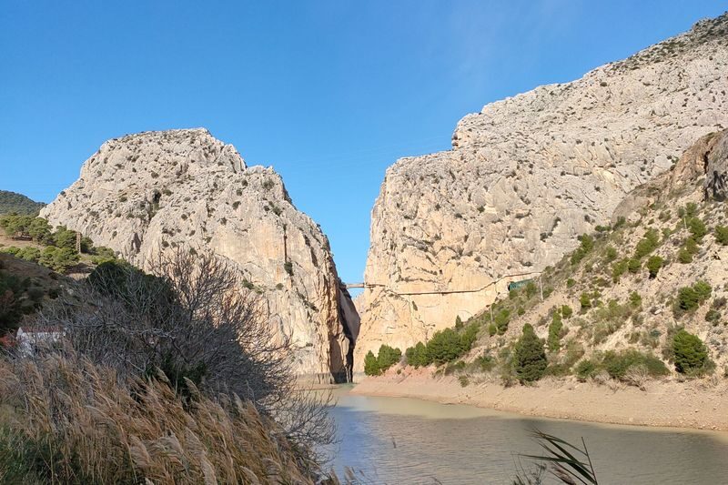 Caminito del Rey Trekking Tour with Transport from Seville - Weather, water and what to pack