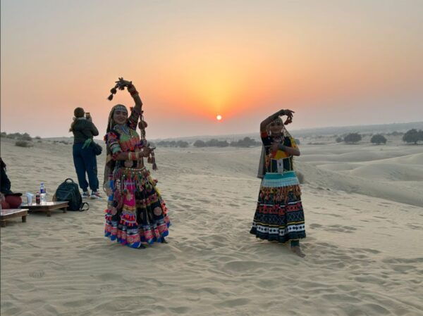Camping & Traditional Dance, Sleep on Dunes Under Stars - The Sum Up