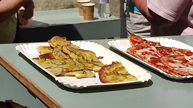 Campo de Fiori and Ghetto street food tour in Rome - Supplì, pizza and the pleasure of small bites
