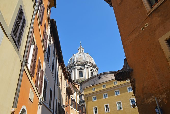 Campo Dè Fiori Market and Trevi Fountain Food and Wine Tour in Rome - Vegetarian Options