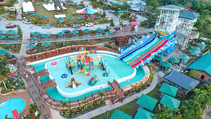 Campuestohan Highland Resort Experience - The ride uphill from Bacolod