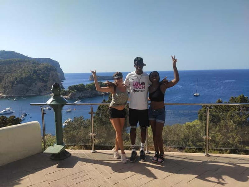 Can Marca caves, Las Dalias Hippie Market and Benirras Tour - The Sum Up