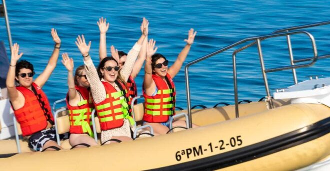 Can Pastilla: Speed Boat Adrenaline & Snorkelling - Included in the Experience