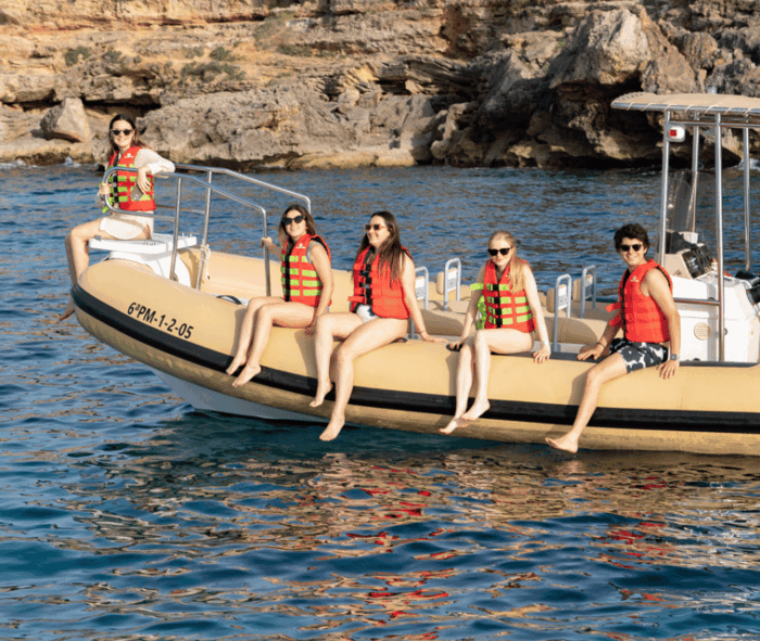 Can Pastilla: Visit Palma Speedboat Adrenaline & Snorkelling - Whats Included