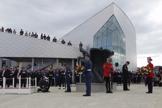 Canadian DDAY Sites Full Day Tour From Bayeux - Visitor Reviews and Testimonials