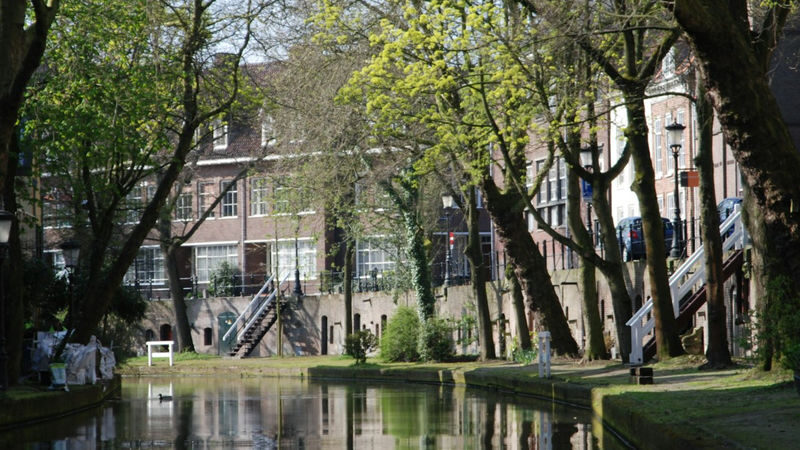 Canal cruise tour in Utrecht - Utrecht makes sense from the water