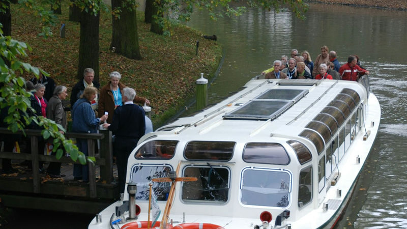 Canal cruise tour in Utrecht - Comfort aboard, and what the weather changes