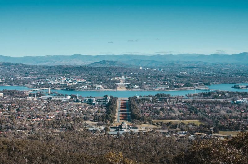 Canberra Highlights Tour - Australian War Memorial and the Last Post Ceremony