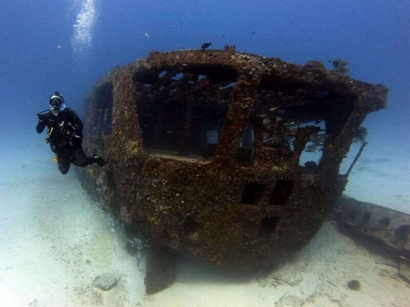 Cancun 2 Dives Shipwreck C55 or C58 & Reef -Certified Divers - Good To Know