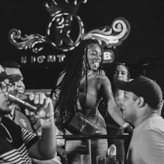 Cancun: 24 K Club Open Bar and Table incluided - FAQ