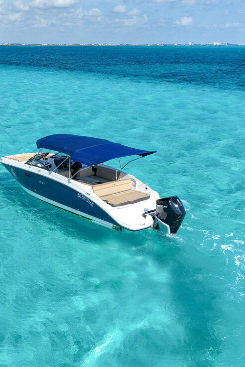 Cancun: 28-Foot Yacht Rental - Explore Caribbean Waters