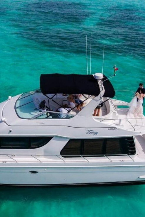 Cancun: 4-Hour 55FT Luxury Yacht Rental With Food and Drinks - Yacht Experience