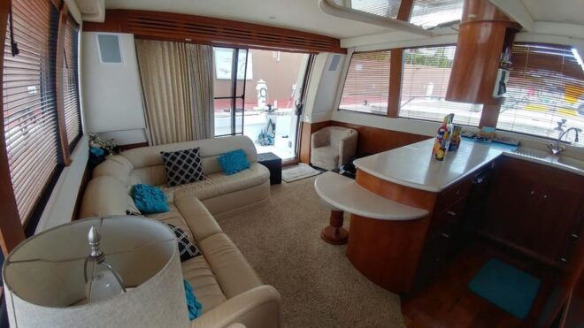 Cancun: 4-Hour 55FT Luxury Yacht Rental With Food and Drinks - Amenities and Inclusions