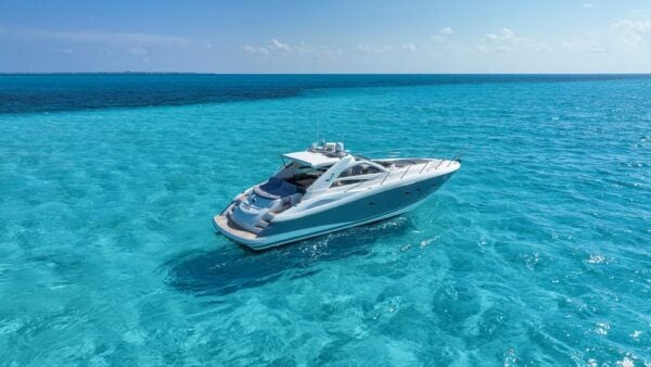 Cancun: 52-Foot Yacht Rental - Identification and Weather Conditions
