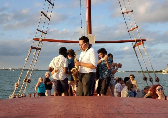 Cancun: a Romantic Galleon Night With Dinner, Drinks & Music - Transportation and Meeting Point