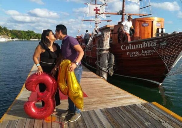 Cancun: a Romantic Galleon Night With Dinner, Drinks & Music - Dress Code and Age Restrictions