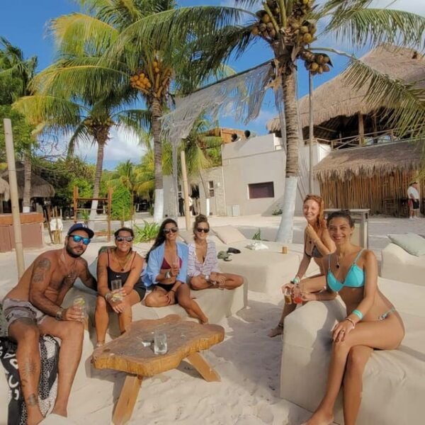 Cancun: Adults Exclusive Isla Mujeres Catamaran & Beach Club - Roundtrip Catamaran to Isla Mujeres