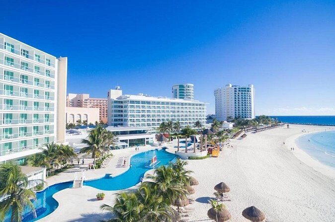 Cancun Airport and Hotel Krystal Cancún Private Shuttle - Who Is This Service Best For?