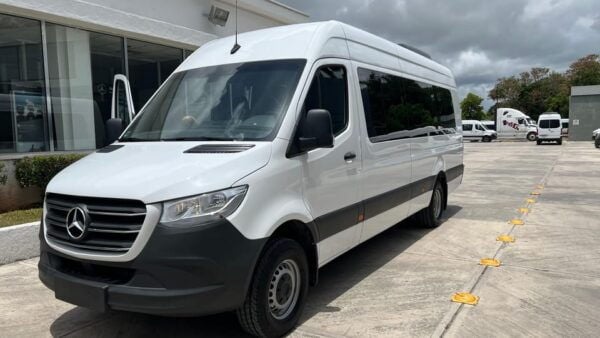 Cancun Airport To Tulum Shuttle - Communication and Tracking