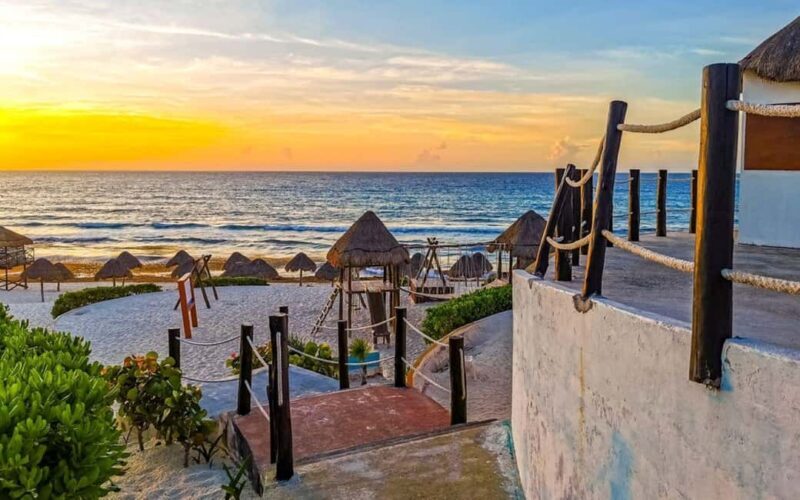 Cancún by Night: Scenic Drive Through Hotel Zone & Downtown - FAQ