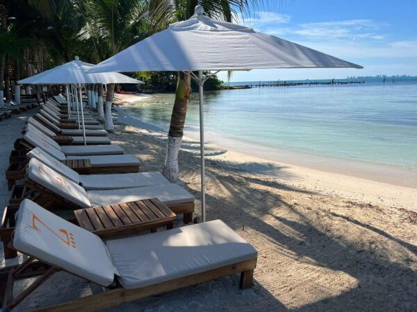 Cancun: Catamaran & Exclusive Beach Club! Isla Mujeres Tour - Tour Changes